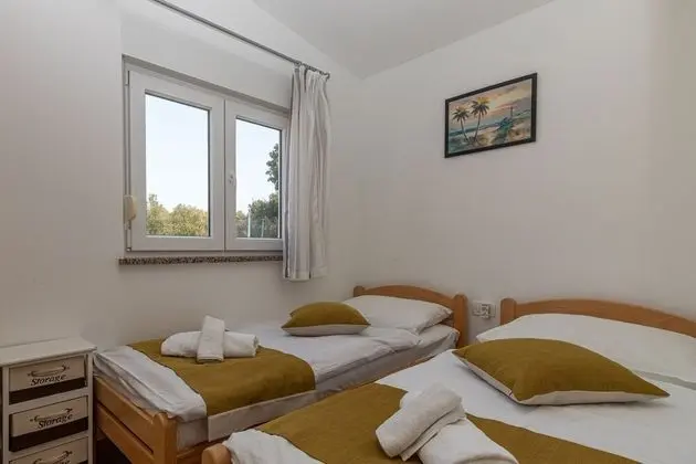 Holiday Home Banjole 3 Tennis and Pool - Oda