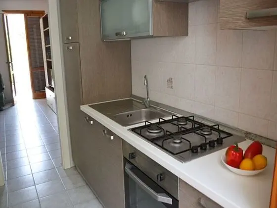 Holiday Home With Equipped Outdoor Area in Torre Dellorso - Mutfak