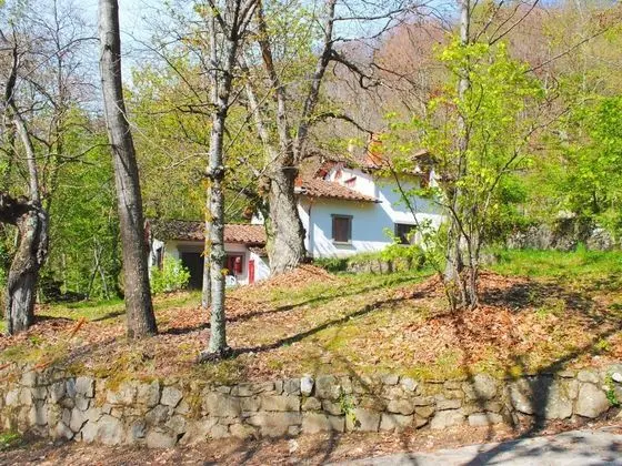 Holiday Home With Garden and Shared Pool - Dış Mekan