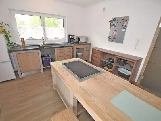 Holiday Home with Garden & Terrace in Bodenwöhr near Hammersee - Mutfak