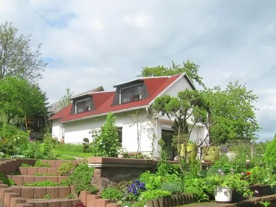 Holiday Home with Garden & Terrace near Rennsteig in Thuringian Forest - Dış Mekan