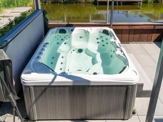 Holiday Home in Harderwijk With Private Outdoor Jacuzzi - Spa