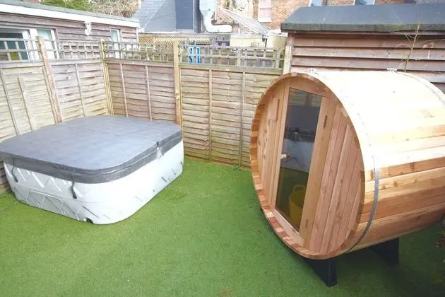 Holiday Home With Hot Tub & Sauna - Havuz