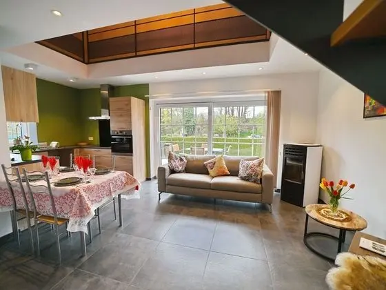 Holiday Home, Ideally Equipped for a Maximum of 4 People, 200m From the Ourthe - Oda Düzeni
