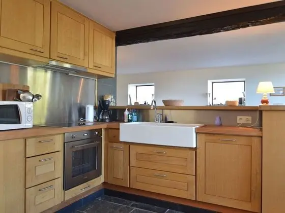 Holiday Home in Izier With Roofed Terrace, Garden, Parking - Mutfak