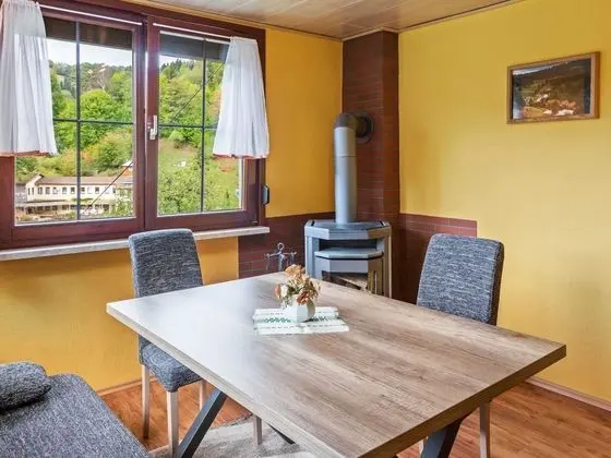 Holiday Home in Langenbach With Garden, Terrace & BBQ - Yerinde Yemek
