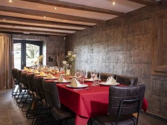 Holiday Home for Large Groups in Boeur - İç Mekan