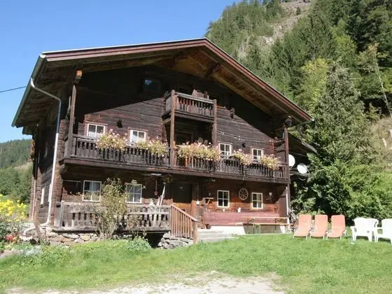 Holiday Home in Matrei in Osttirol With Terrace & Garden - Yerinde Yemek