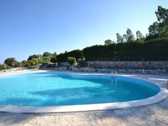 Holiday Home in Mattinata With Pool, Tennis Court & Bikes