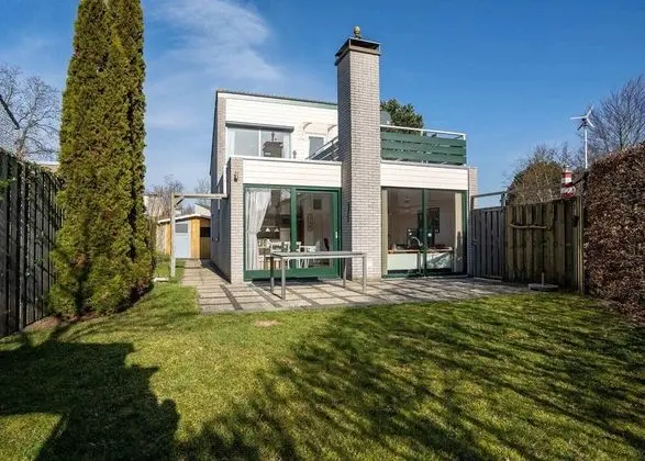 Holiday Home in the Middle of the Green North Sea Park Near the Beach Entrance