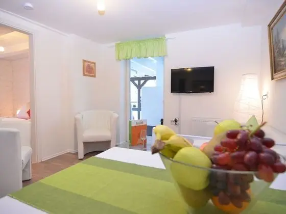 Holiday Home With Modern and Stylish Interiors in a Quiet, Idyllic Setting - İç Mekan