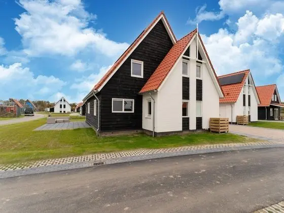 Holiday Home Near Beach Gorishoek With Sauna and Bubble Bath