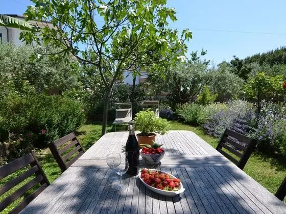 Holiday Home Near the Beaches - Yerinde Yemek