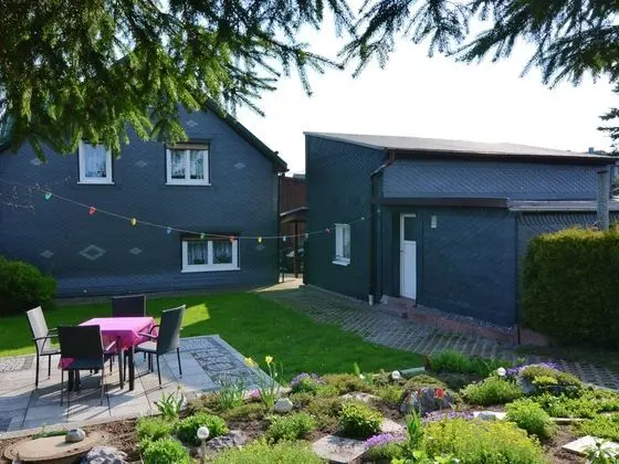 Holiday Home in Neustadt am Rennsteig With Garden - Dış Mekan