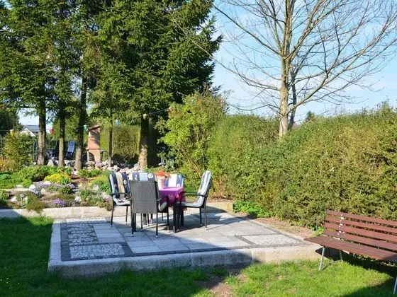 Holiday Home in Neustadt am Rennsteig With Garden - Yerinde Yemek