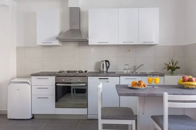 Holiday Home Oleander Sea View - Mutfak