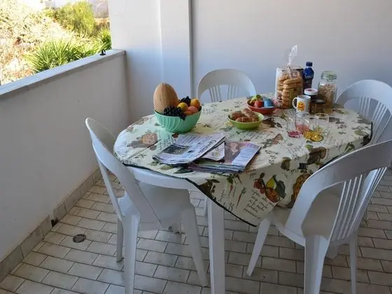 Holiday Home With one Bedroom, Living Room and Balcony and air Conditioning in Torre Dello