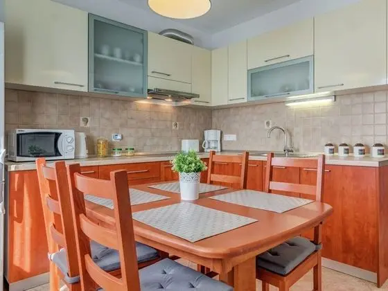 Holiday Home With Outdoor Hot Tub, Near the Sea - Mutfak