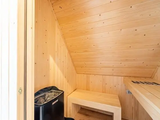 Holiday Home in Scherpenisse a Drive Away From De Zoom Park - Spa