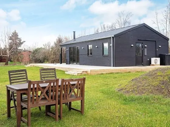 Holiday Home in Store Fuglede
