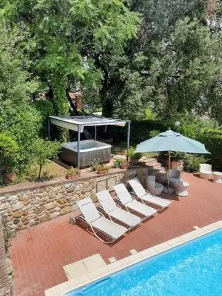 Holiday Home in Town Center with Pool, Garden, Hot Tub - Spa