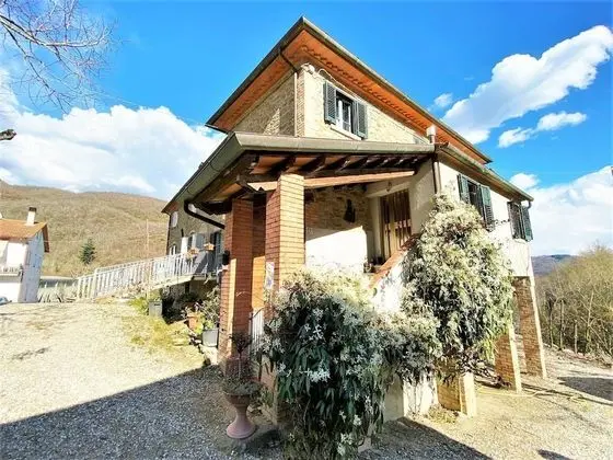 Holiday Home in Umbrian Hills With Fenced Garden and Terrace