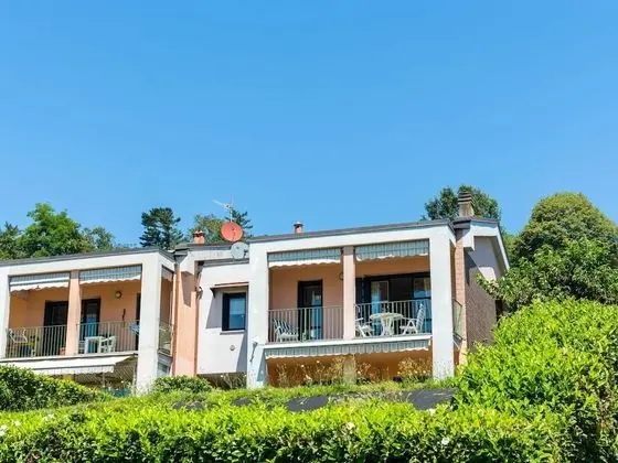 Holiday Home in Verbania With Balcony - Dış Mekan