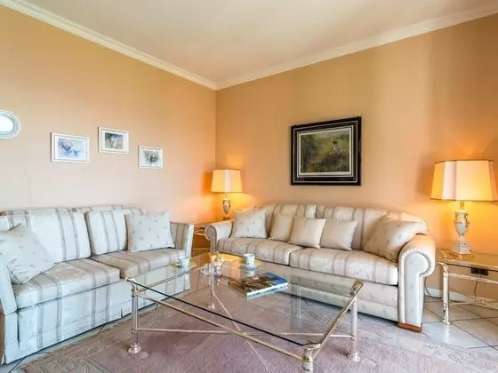 Holiday Home in Verbania With Balcony - Oda Düzeni