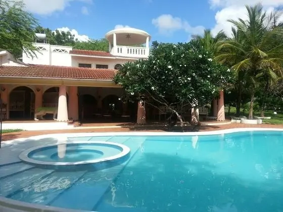 Holiday Homes Elicriso Malindi - Havuz