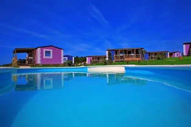 Holiday Homes Sirena Premium Village - Havuz