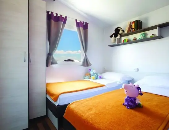 Holiday Homes Sirena Premium Village - Oda