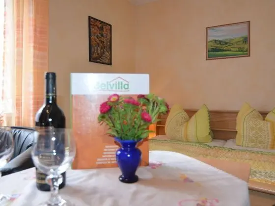 Holiday Homes for two People, With a Swimming Pool, in the Ore Mountains - Yerinde Yemek