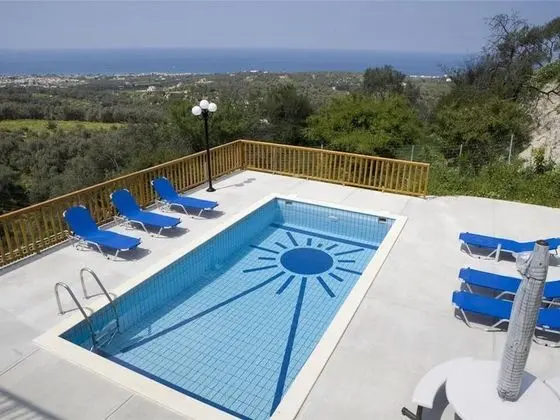 Holiday House for 8 Persons, With Swimming Pool