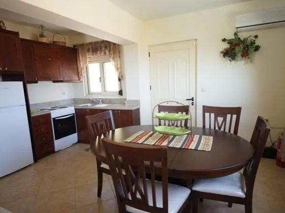 Holiday House for 8 Persons, With Swimming Pool - Yerinde Yemek