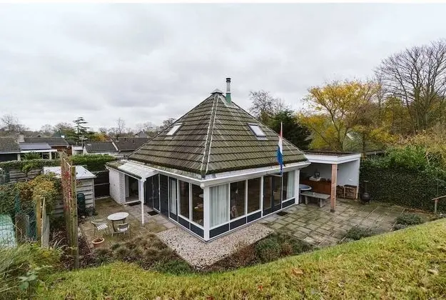 Holiday House With a Covered and Heated Terrace