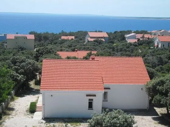 Holiday House in a Quiet Area Near the Sea, Private Garden, Terrace and BBQ - Dış Mekan