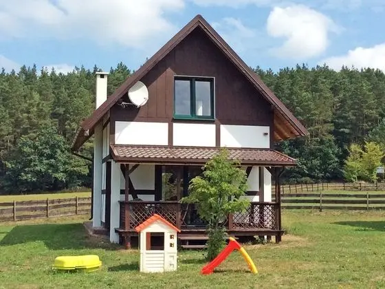 Holiday House Located Near the Forest, Lake and Sea - Öne Çıkan Resim