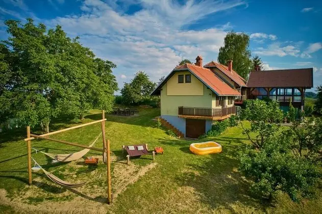 Holiday House Podhamer Boris - Havuz