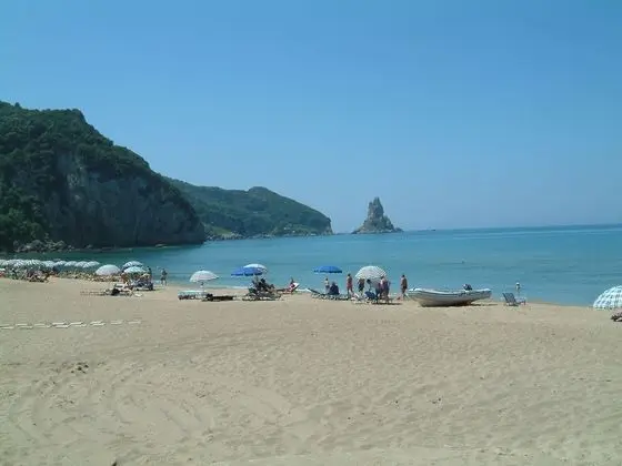 Holiday House With Pool Maria on Agios Gordios Beach - Dış Mekan