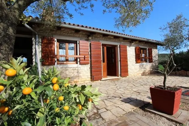 Holiday House San Pruti