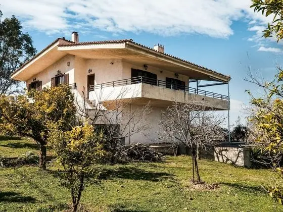 Holiday Villa With Incredible sea View in Paralia Avlidas - Dış Mekan