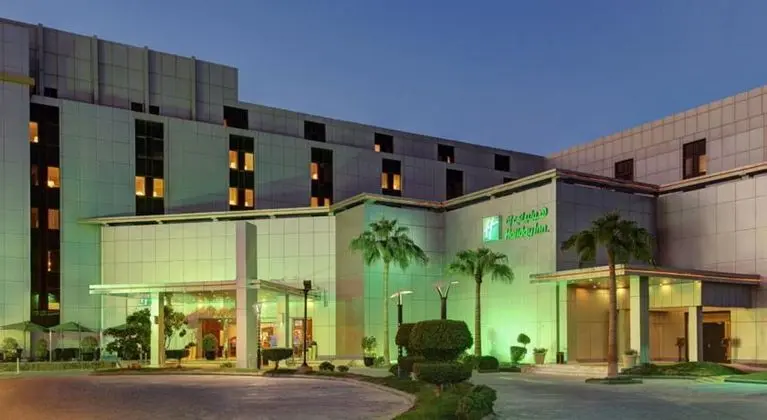 Holiday Inn Al Qasr