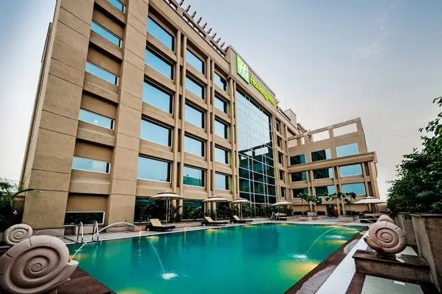Holiday Inn Amritsar Ranjit Avenue, an IHG Hotel - Havuz