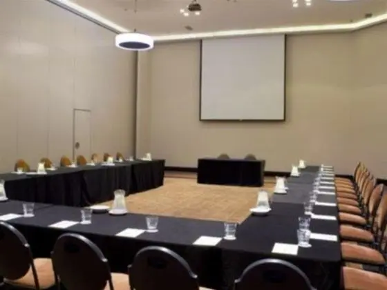 Holiday Inn Auckland Airport - İş / Konferans