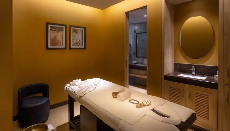 Holiday Inn Bengaluru Racecourse, an IHG Hotel - Spa