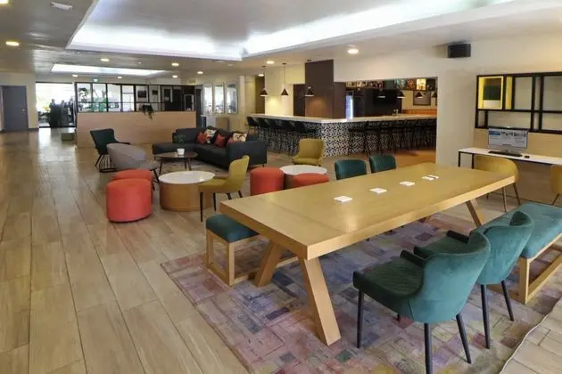 Holiday Inn Cd. del Carmen - Dış Mekan