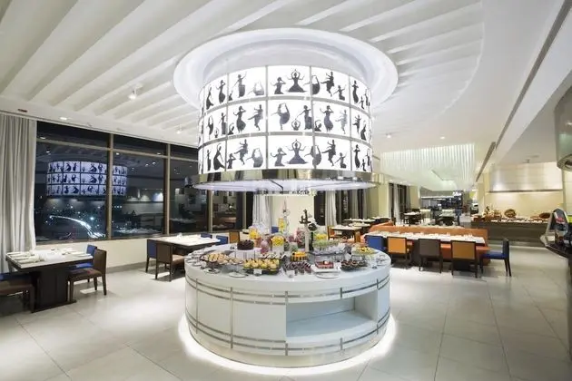 Holiday Inn Chennai OMR IT Expressway, an IHG Hotel - Yerinde Yemek