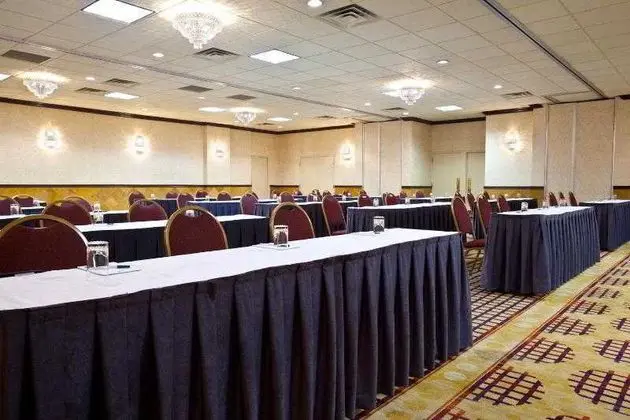 Holiday Inn Chicago O'Hare