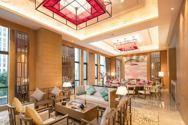 Holiday Inn Chongqing University Town - Yeme / İçme