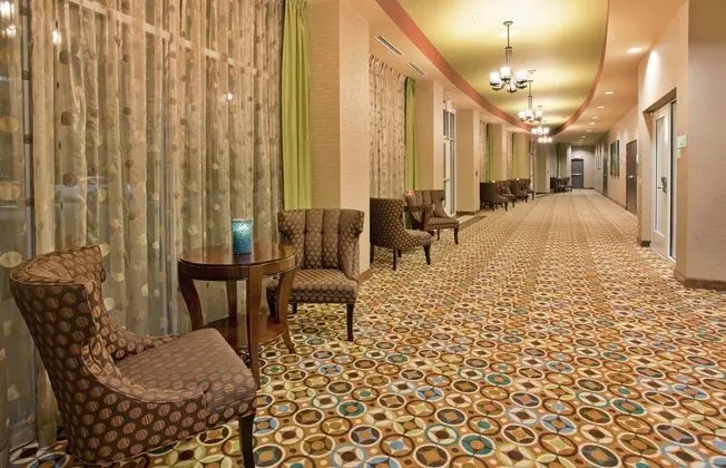 Holiday Inn Columbia East
